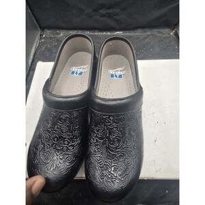 Women‎ Dansko Clogs